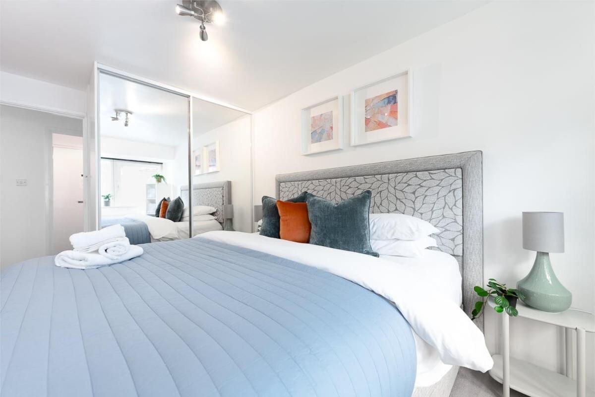 City Center,2 Bedroom Apartment With Parking CBG Esterno foto