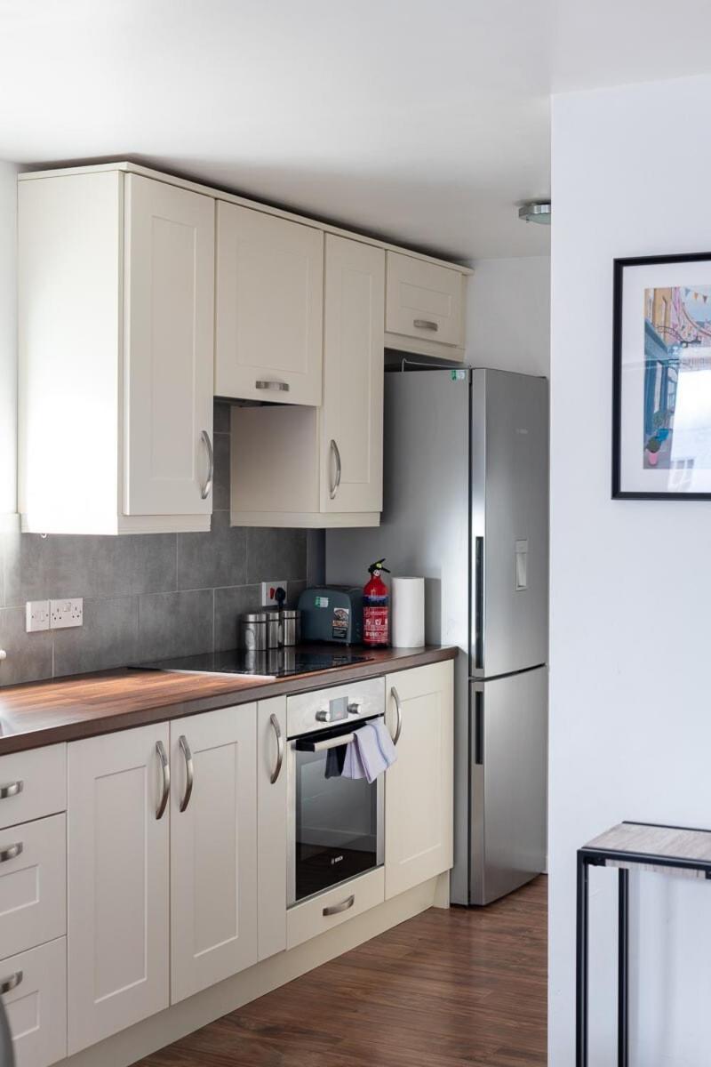 City Center,2 Bedroom Apartment With Parking CBG Esterno foto